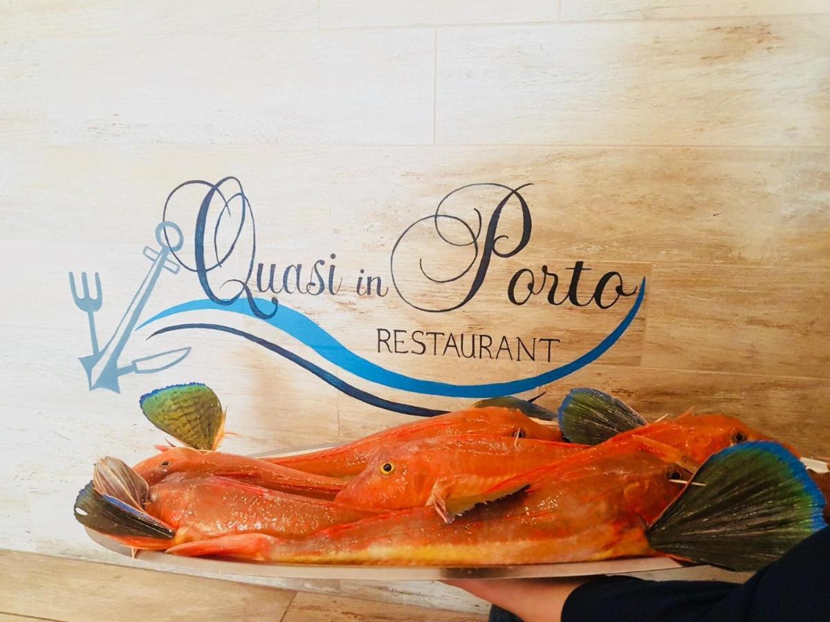 Quasi In Porto Rooms กัสเตลลาบาเต ภายนอก รูปภาพ